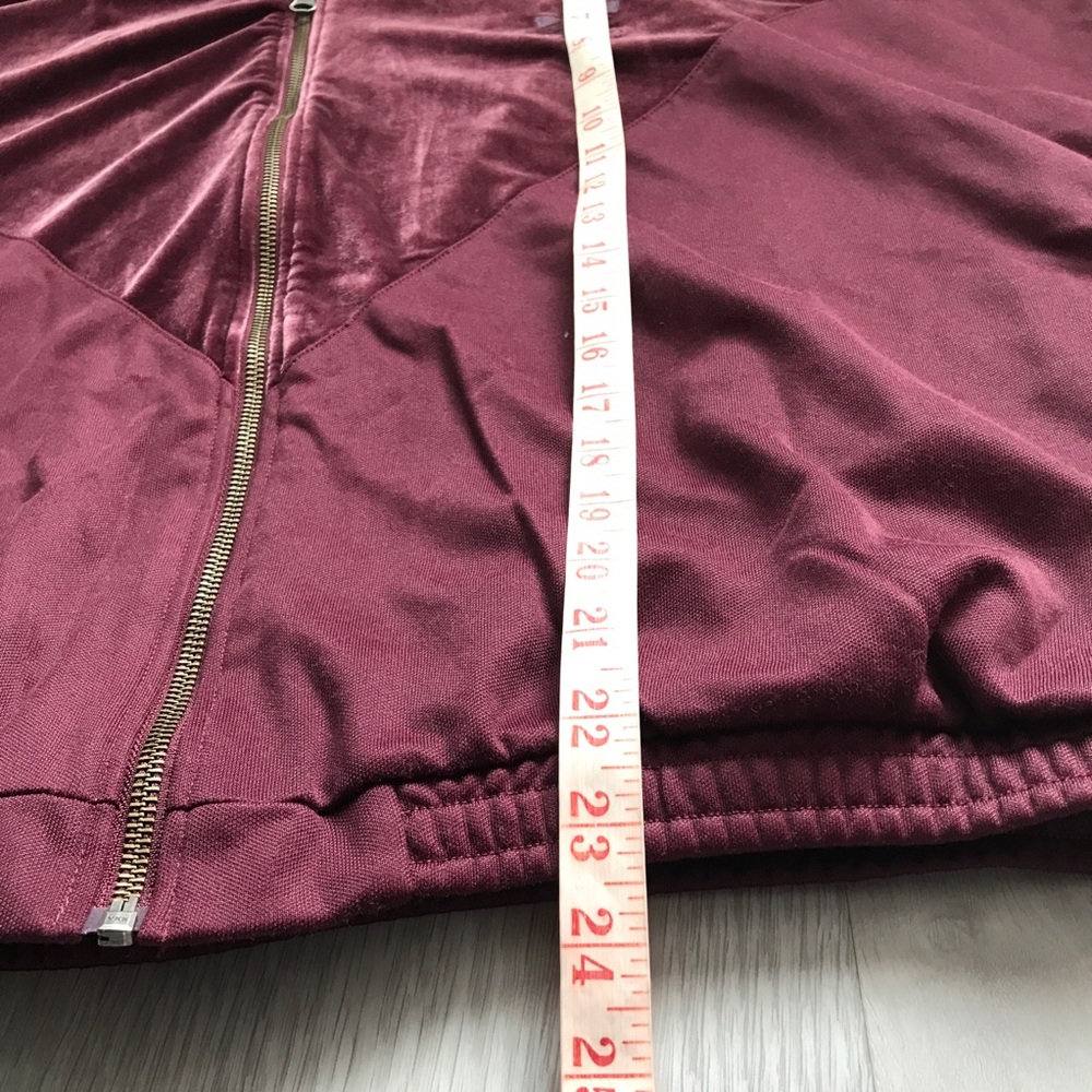 ADIDAS VELOUR TRACK JACKET ZIP UP OVERSIZED HOODIE WOMENS MEDIUM - Picture 7 of 12